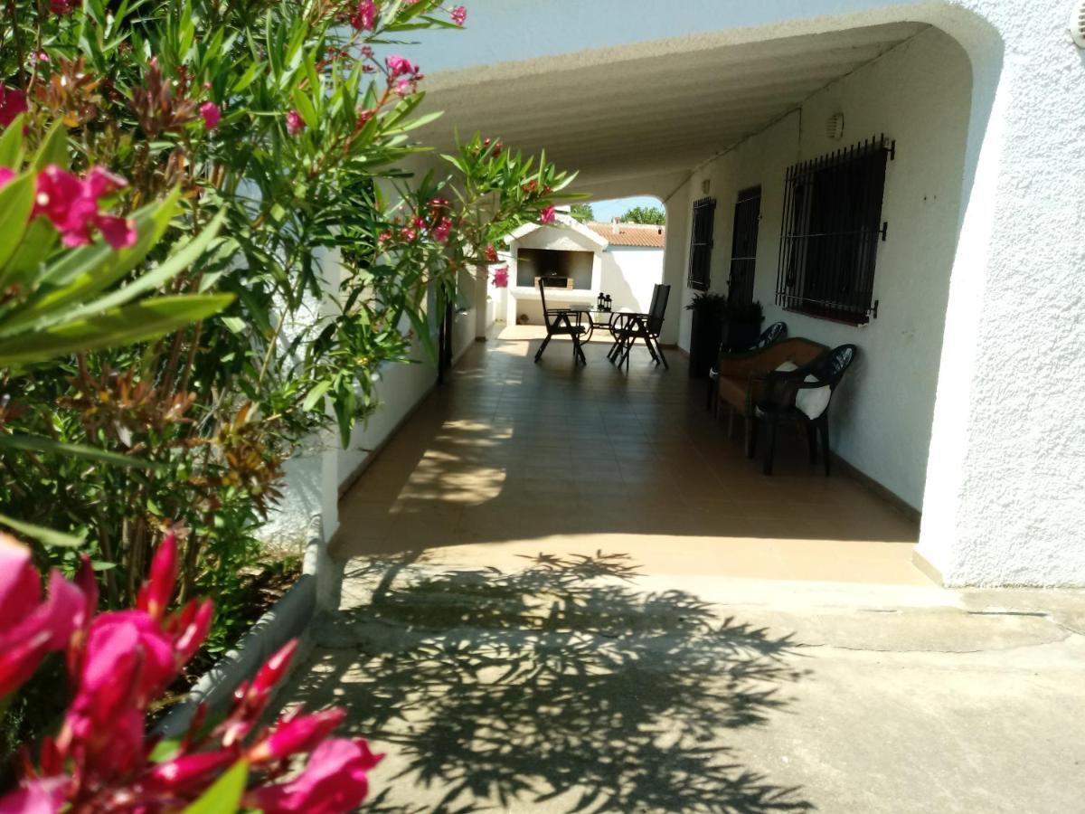Chalet Garcia Дельтебре Экстерьер фото